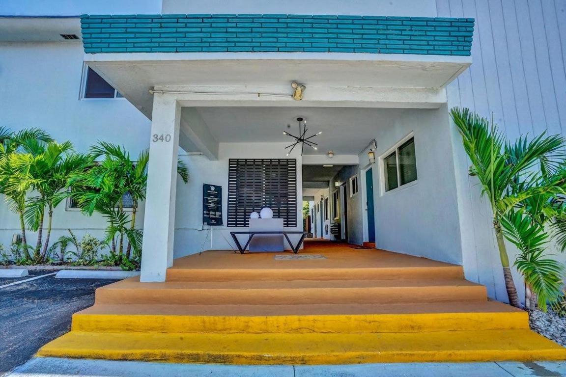 Secluded Hollywood Studio Walk To Beach Boardwalk Apartment Dania Beach Ngoại thất bức ảnh